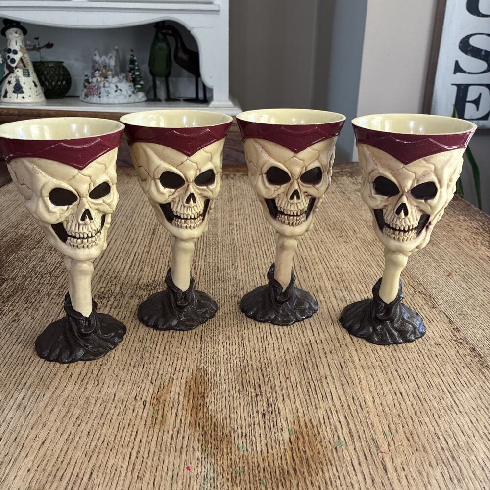 Halloween Skeleton Skull Plastic Spooky Scary Goblets Wine Glasses Cups Set of 4